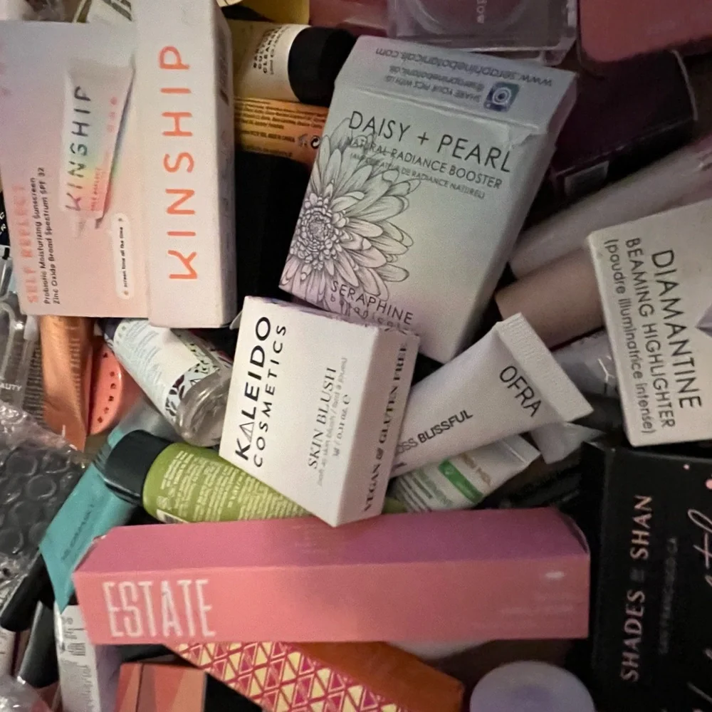 ipsy Assorted Lip Gloss & Balm Variety Pack mixed lot of 85